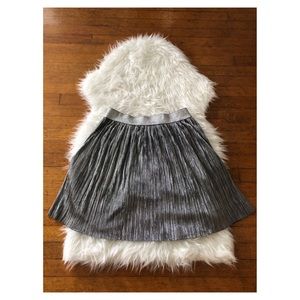 Silver Pleated skirt